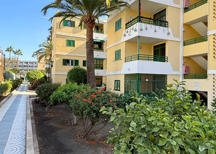 Olas 214 アパート